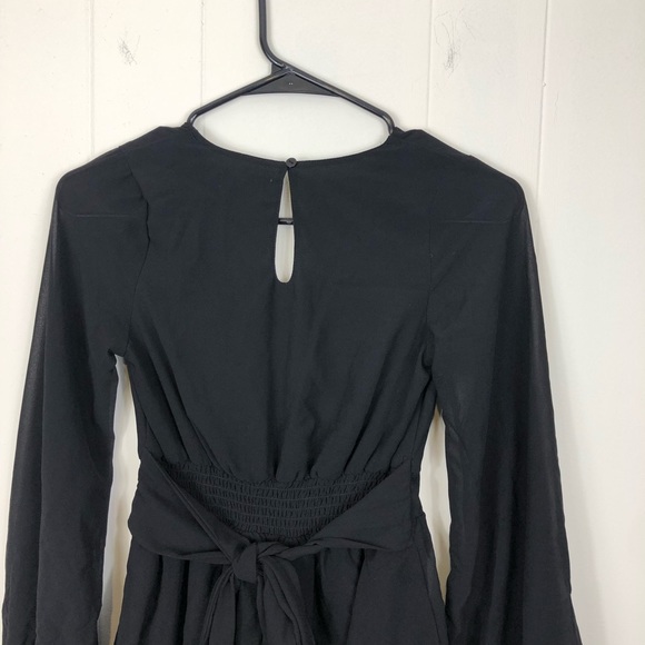 Woman’s V-Neck Long Sleeve Ruffled Mini Dress Sz XS - Picture 7 of 8